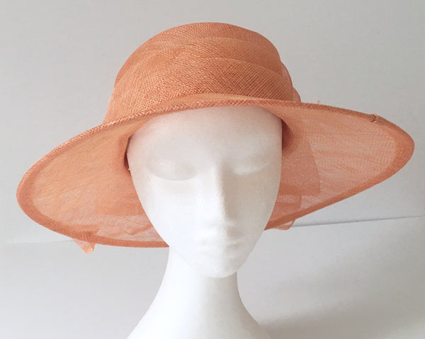 SALE item* Annabel Peach Derby Hat, Salmon Kentucky Derby Hat, Ladies Tea Hat, Spring Racing Fashion 2023, Derby Hats for Women, Fancy Hat