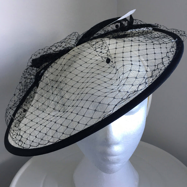 Lydia Purple Fascinator, Kentucky Derby Hat, Purple Oaks Fascinator, Millinery, Royal English Wedding Hat, Fancy Hat for Women, Saucer Fascinator