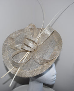 Lulu Light Gray/ Silver Fascinator, Kentucky Derby Hat, Ladies Royal Wedding Fascinator, Fancy Oaks Hat with Headband, Spring Derby Fashion