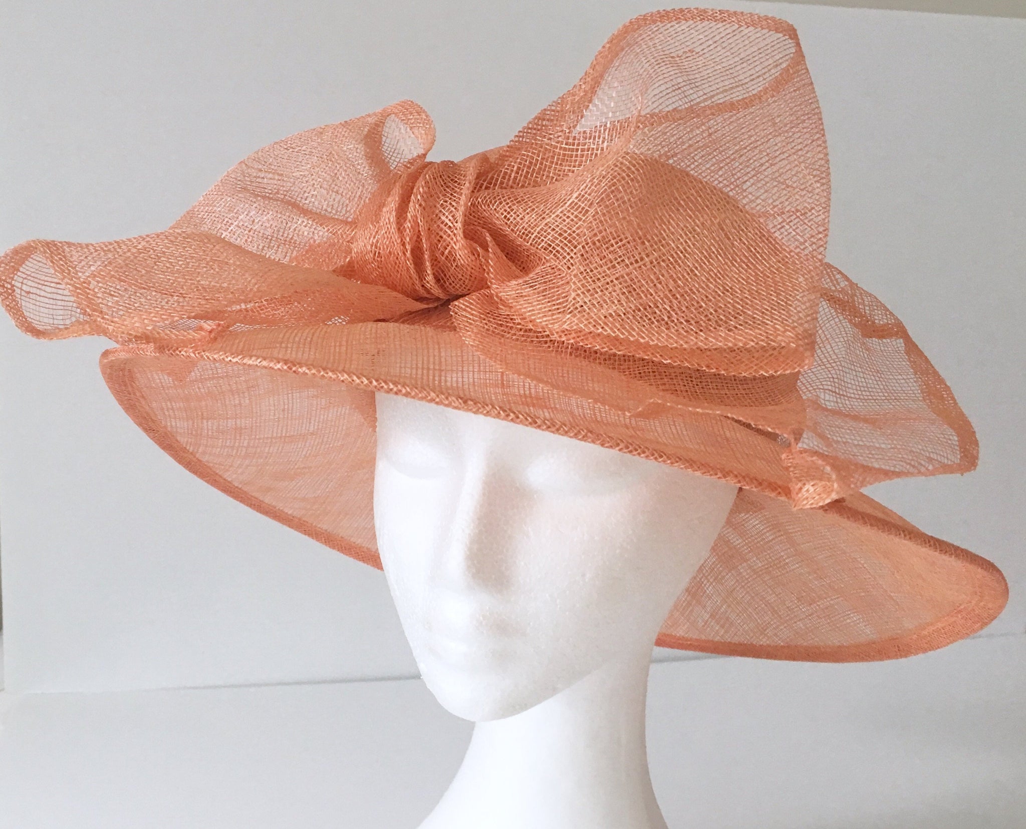 SALE item* Annabel Peach Derby Hat, Salmon Kentucky Derby Hat, Ladies Tea Hat, Spring Racing Fashion 2023, Derby Hats for Women, Fancy Hat