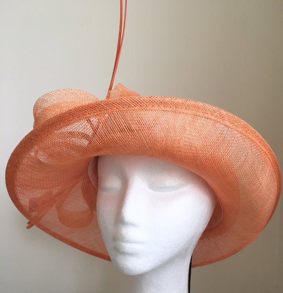 Esta Salmon / Peach Derby Hat, Kentucky Derby Hat, Spring Racing Fashion 2023, Derby Hats for Women, Royal Tea Party Hat, Formal Hat Salmon